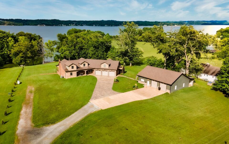 Halara Hosting | Smoky Mountain & Ozark vacation rentals